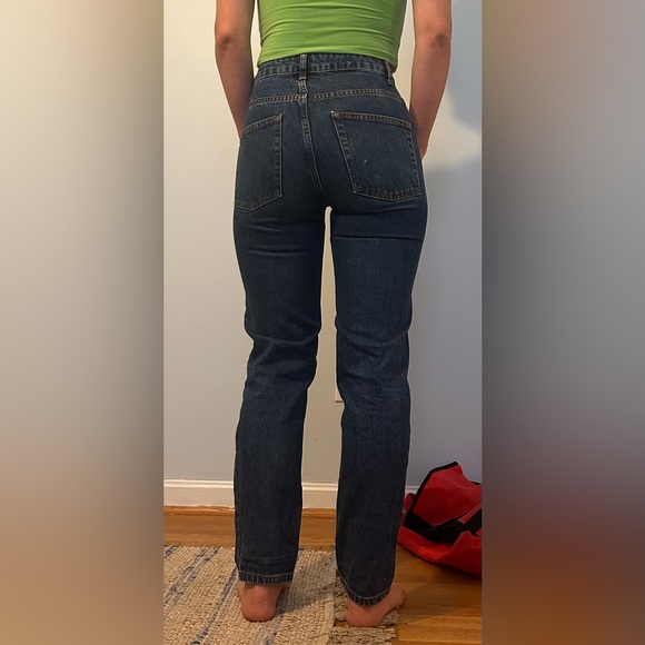 Free people straight leg, dark wash jeans size 24 - Picture 2 of 3